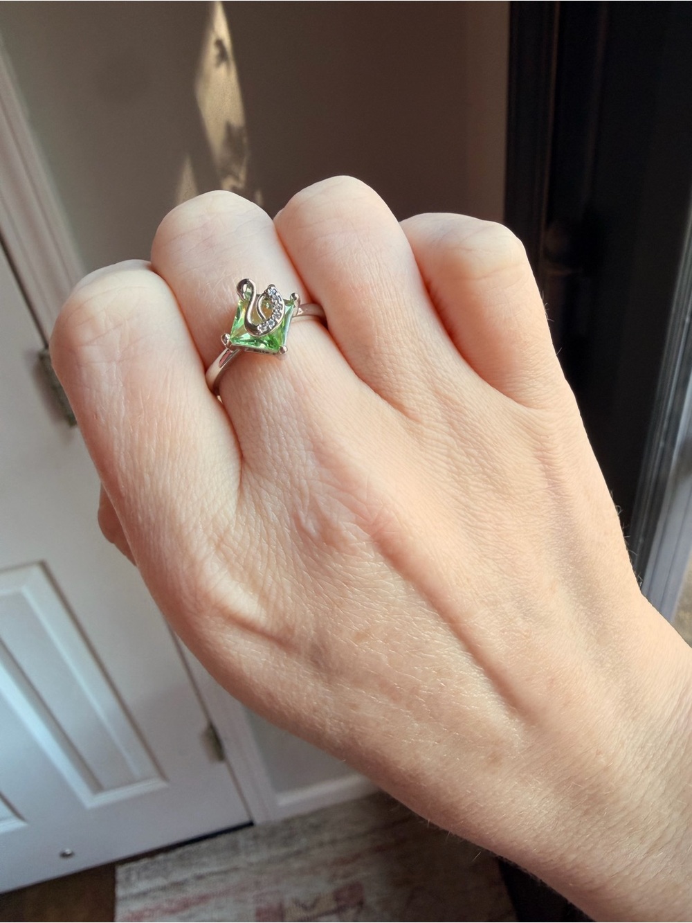 Adjustable Silver Plated Green Enamel Swan Ring sz